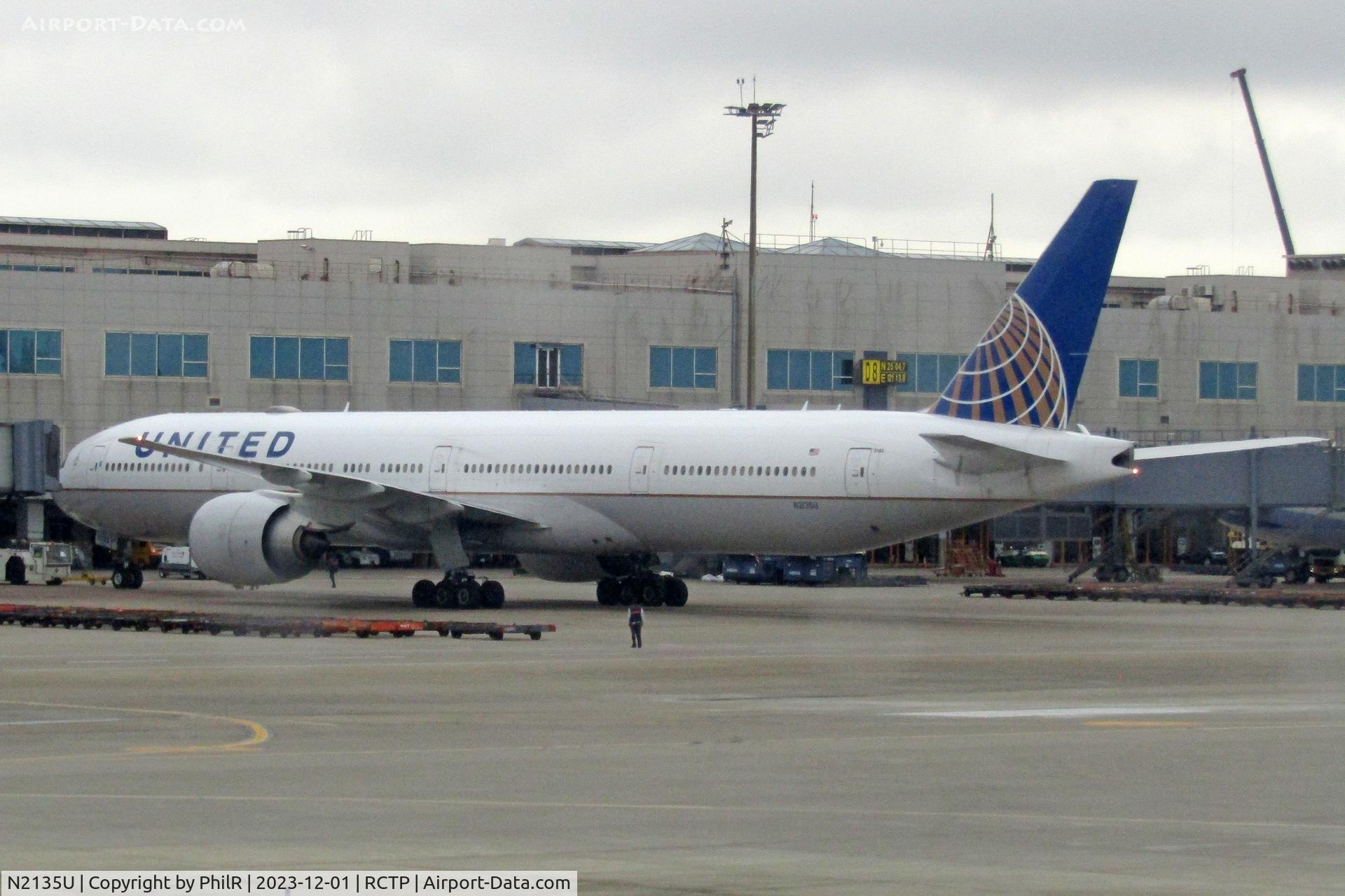 Aircraft N2135U, 2017 Boeing 777-322/ER, c/n 62646 l/n 1474, N2135U 2016 Boeing 777-300ER United Airlines Taipei, at RCTP, photo by PhilR