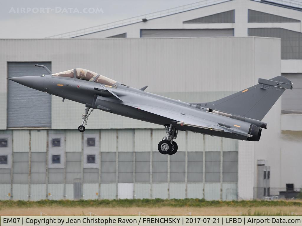 Aircraft EM07, Dassault Aviation RAFALE EM, c/n 007, Egypt - Air Force, at LFBD, photo by Jean Christophe Ravon / FRENCHSKY