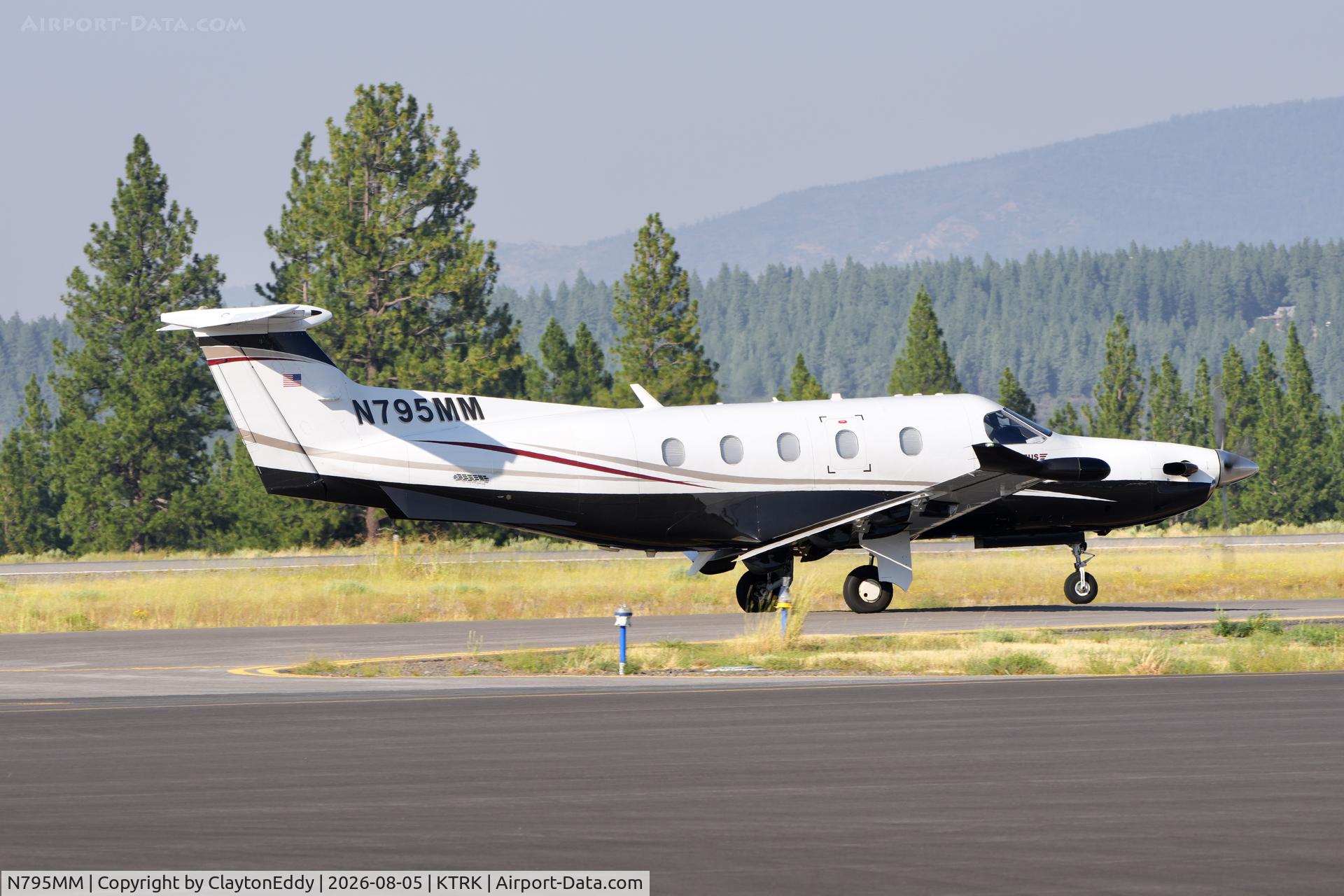 Aircraft N795MM, 2015 Pilatus PC-12/47E, c/n 1518, Truckee Tahoe airport in California 2026., at KTRK, photo by ClaytonEddy