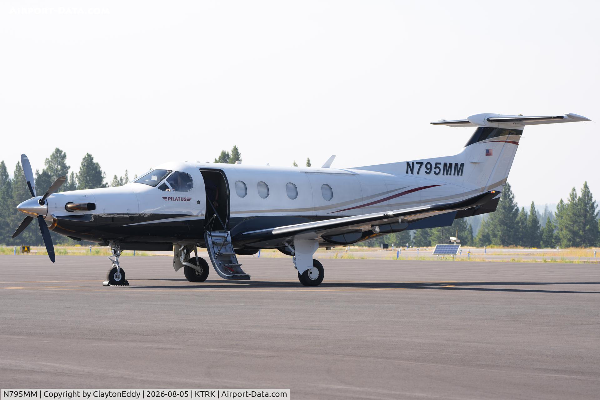 Aircraft N795MM, 2015 Pilatus PC-12/47E, c/n 1518, Truckee Tahoe airport in California 2026., at KTRK, photo by ClaytonEddy