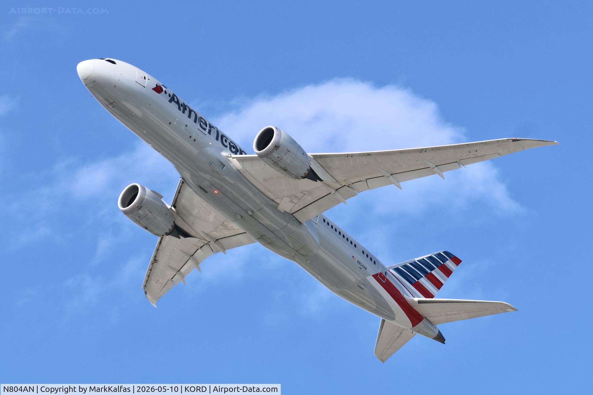 Aircraft N804AN, 2015 Boeing 787-8 Dreamliner, c/n 40622, B788 American Boeing 787-8 Dreamliner N804AN departing 28R KORD, at KORD, photo by MarkKalfas