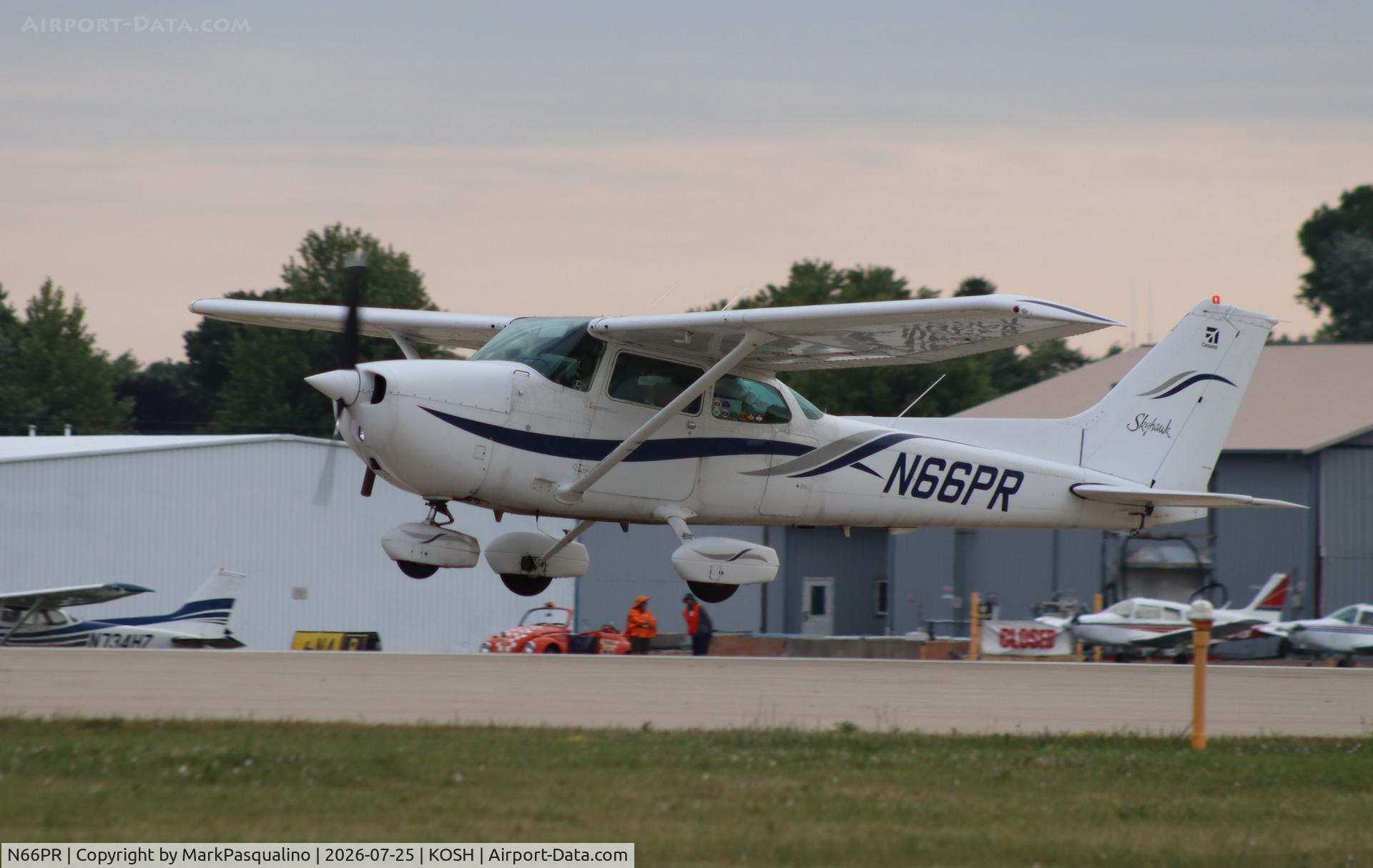 Aircraft N66PR, 1980 Cessna 172N, c/n 17273879, Cessna 172N, at KOSH, photo by MarkPasqualino