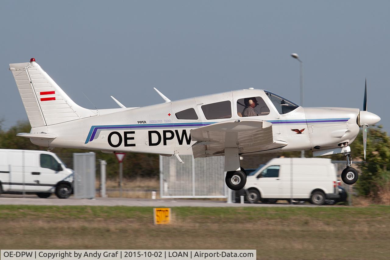 Aircraft OE-DPW, Piper PA-28R-200, c/n 28R-35680, Untitled PA28, at LOAN, photo by Andy Graf
