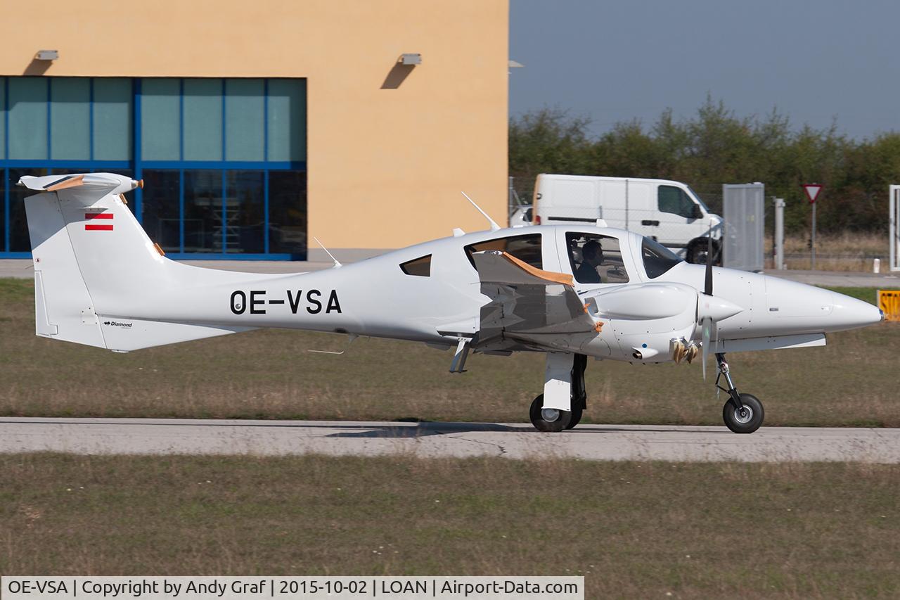 Aircraft OE-VSA, 2013 Diamond DA-52, c/n 52.002, Untitled DA-52, at LOAN, photo by Andy Graf
