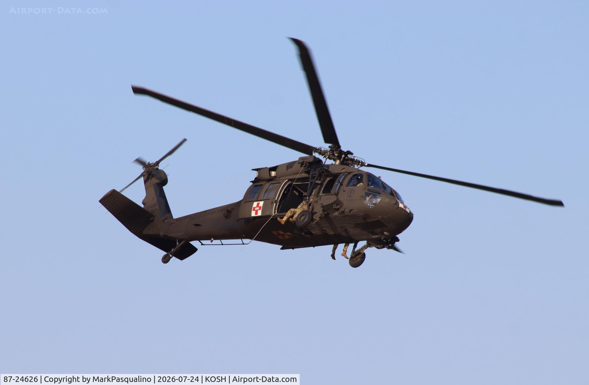 Aircraft 87-24626, 1987 Sikorsky UH-60A Black Hawk, c/n 70.1155, Sikorsky UH-60A Black Hawk, at KOSH, photo by MarkPasqualino