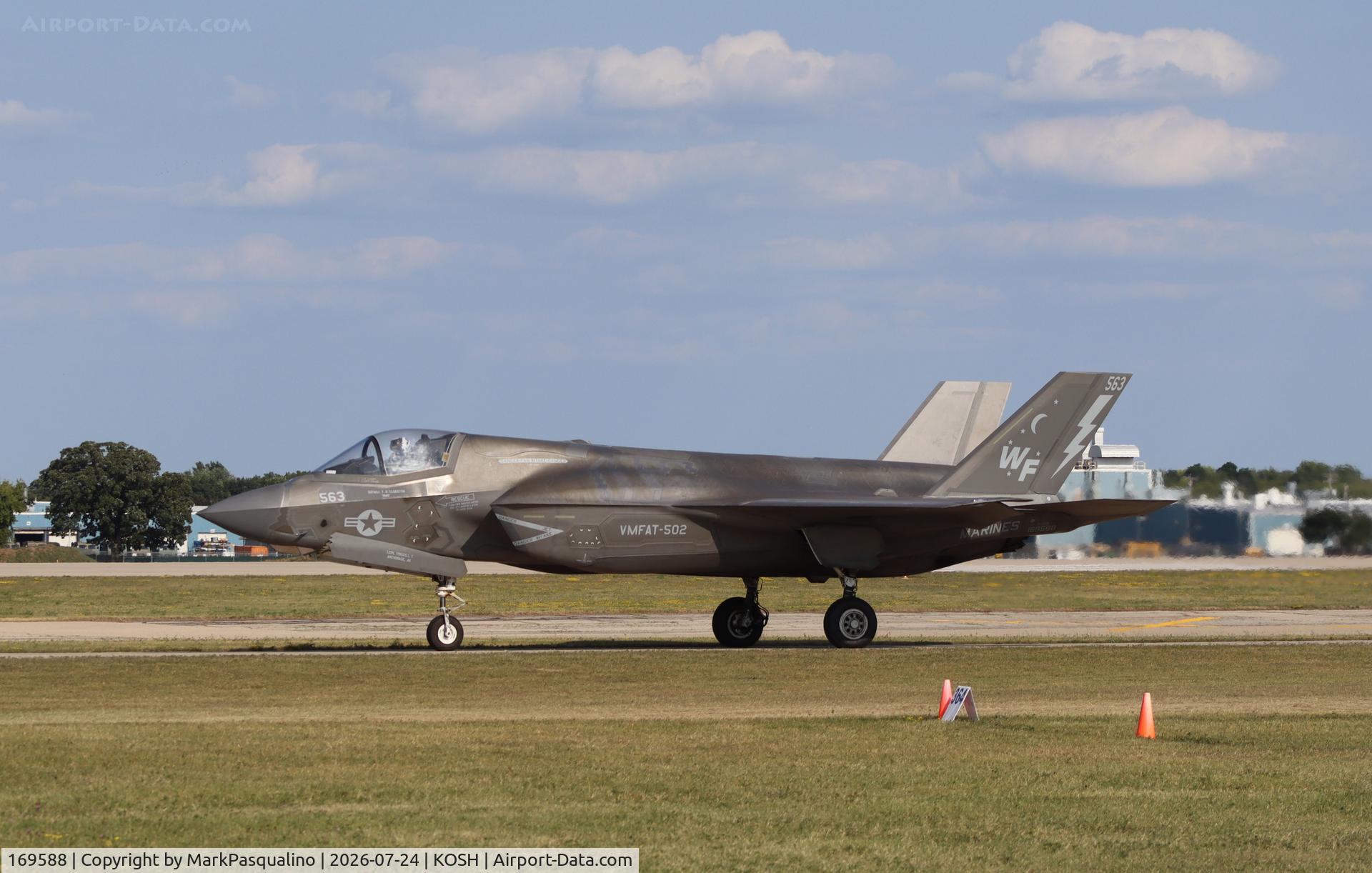Aircraft 169588, Lockheed Martin F-35B Lightning II, c/n BF-63, Lockheed Martin F-35B Lightning, at KOSH, photo by MarkPasqualino