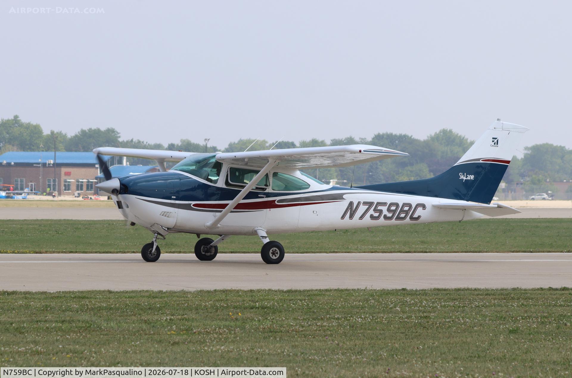Aircraft N759BC, 1977 Cessna 182Q Skylane, c/n 18265854, Cessna 182Q, at KOSH, photo by MarkPasqualino