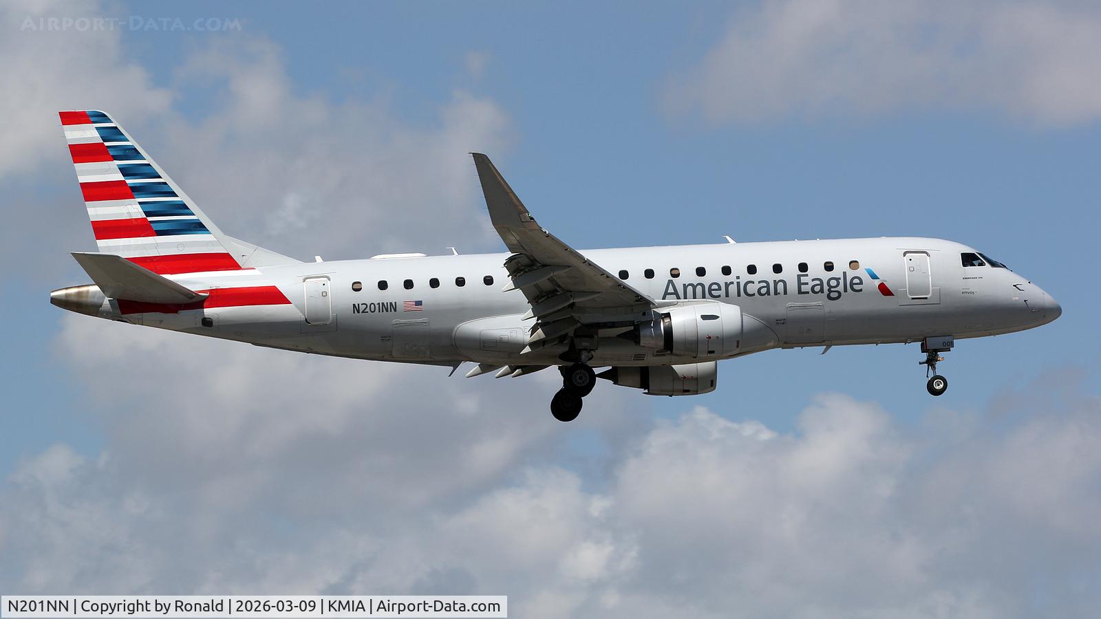 Aircraft N201NN, 2015 Embraer 175LR (ERJ-170-200LR), c/n 17000461, at mia, at KMIA, photo by Ronald