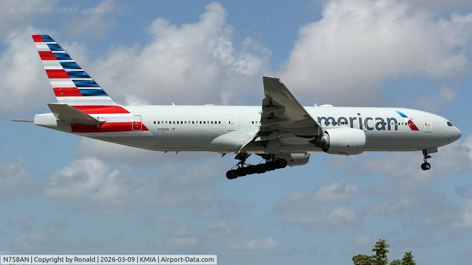 Aircraft N758AN, 2001 Boeing 777-223, c/n 32637, at mia, at KMIA, photo by Ronald