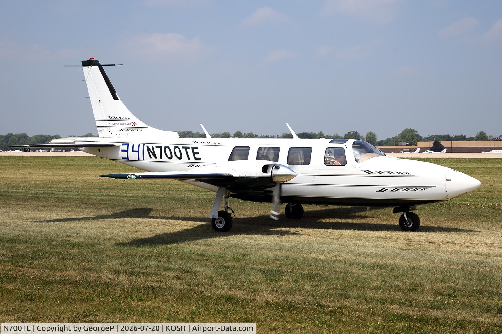 Aircraft N700TE, 1982 Piper PA-60-602P Aerostar, c/n 60-8265015, Airventure 2026., at KOSH, photo by GeorgeP