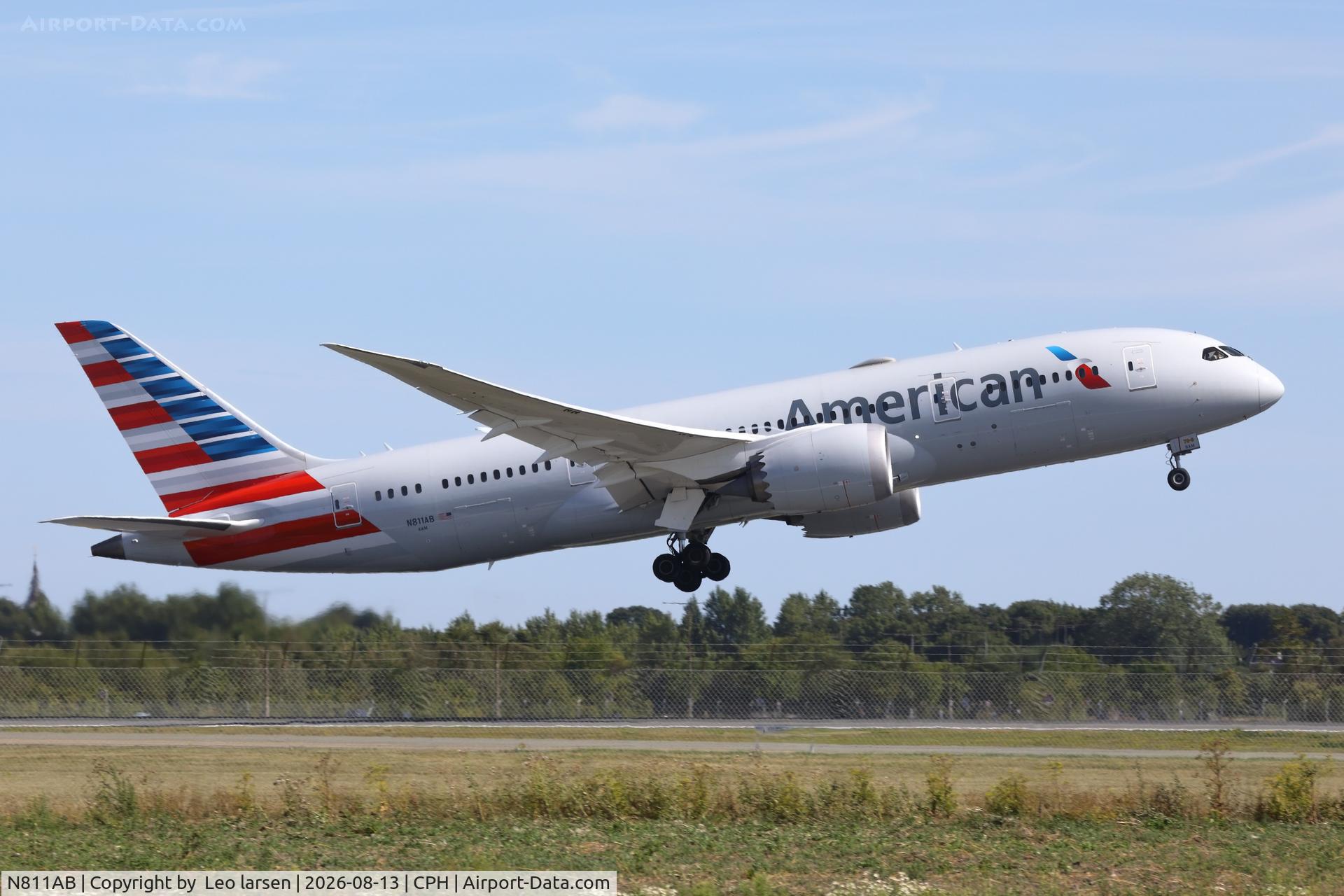 Aircraft N811AB, 2015 Boeing 787-8 Dreamliner, c/n 40629 l/n 364, Copenhagen 13.8.2026, at CPH, photo by Leo larsen