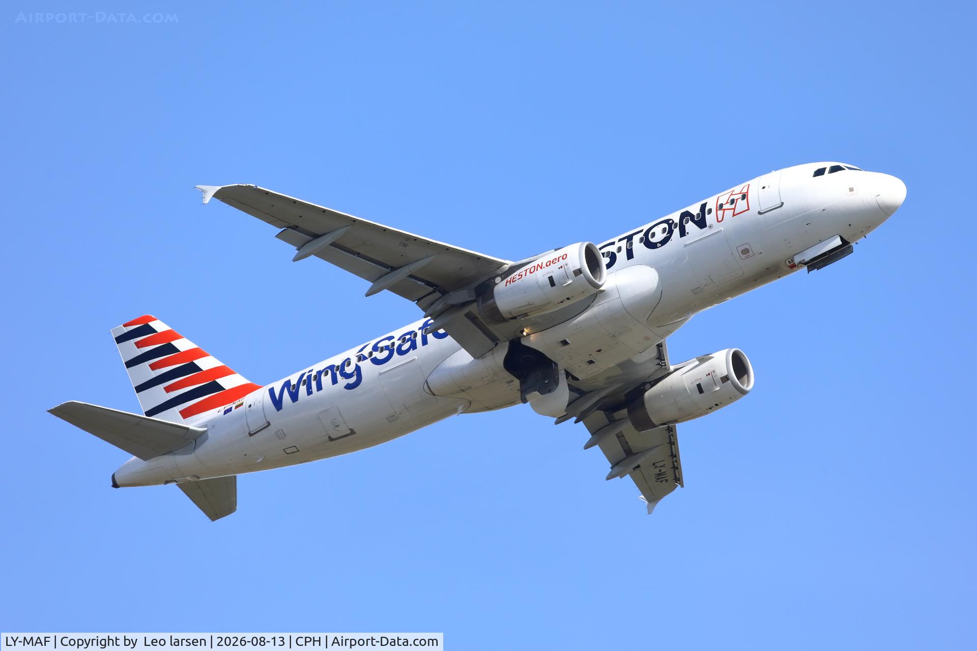 Aircraft LY-MAF, 2003 Airbus A320-232, c/n 1922, Copenhagen 13.8.2026, at CPH, photo by Leo larsen