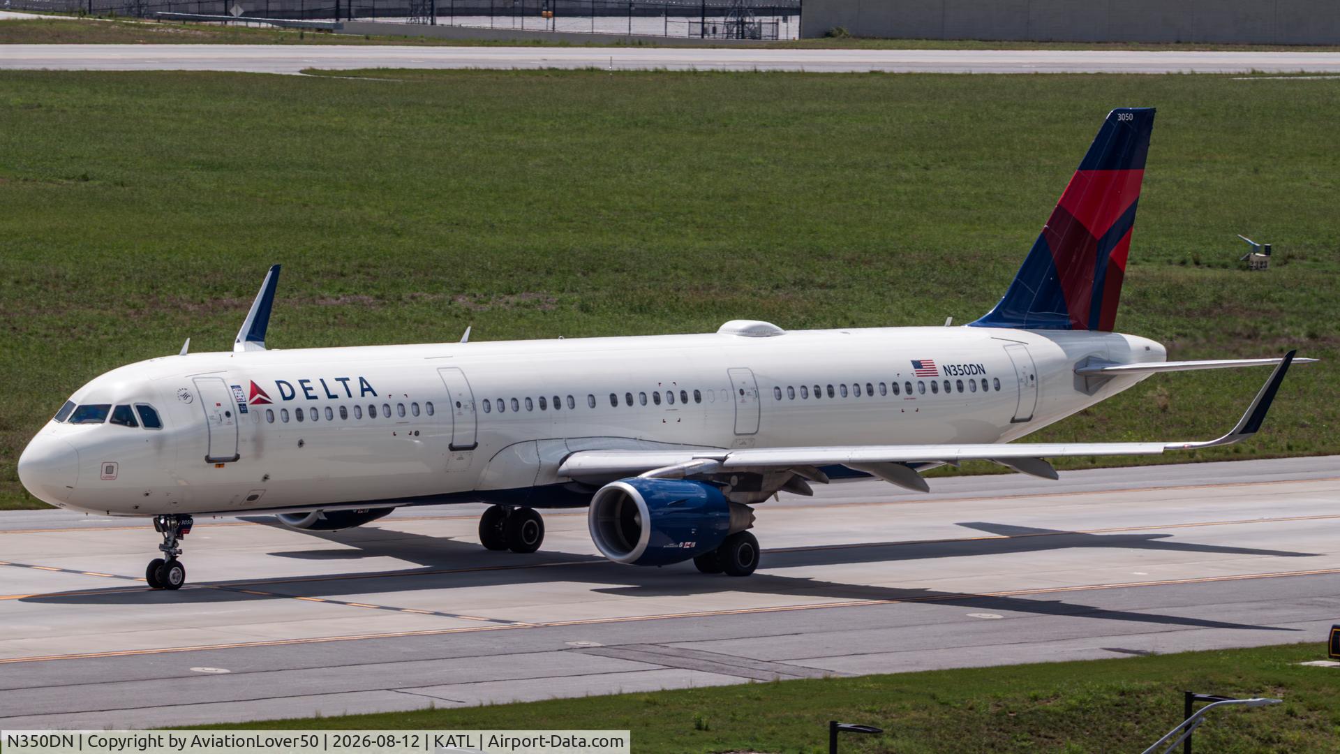 Aircraft N350DN, 2018 Airbus A321-211, c/n 8207, Delta A321, at KATL, photo by AviationLover50