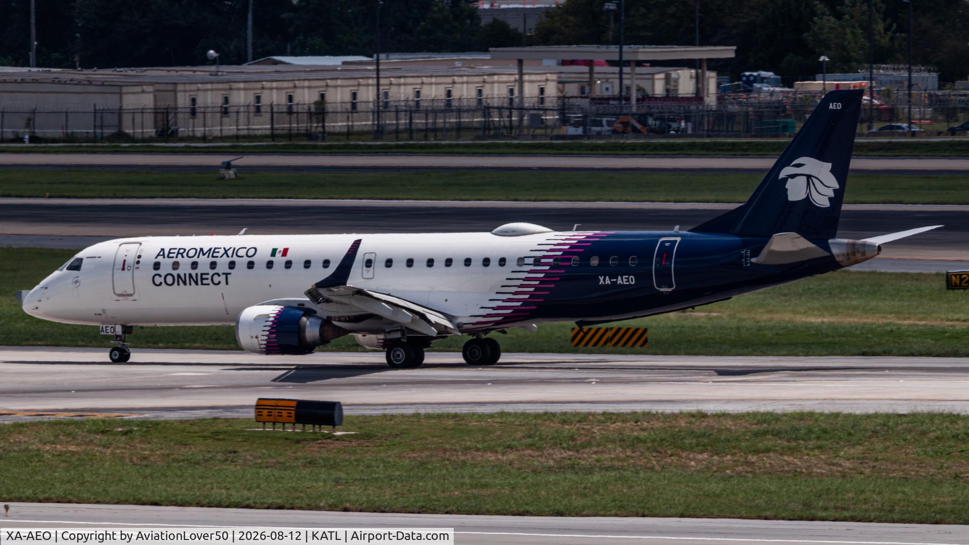 Aircraft XA-AEO, 2009 Embraer 190LR (ERJ-190-100LR), c/n 19000251, Aeromexico Connect E190, at KATL, photo by AviationLover50