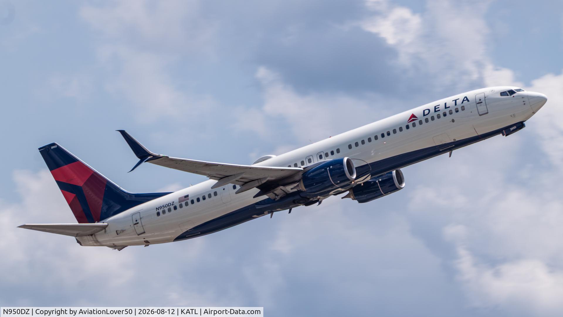 Aircraft N950DZ, 2013 Boeing 737-9GP, c/n 38690 l/n 4495, Delta 739ER, at KATL, photo by AviationLover50