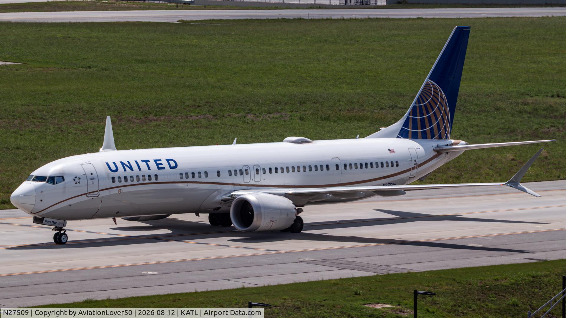 Aircraft N27509, 2018 Boeing 737-9 MAX, c/n 43443 l/n 7253, United MAX 9, at KATL, photo by AviationLover50