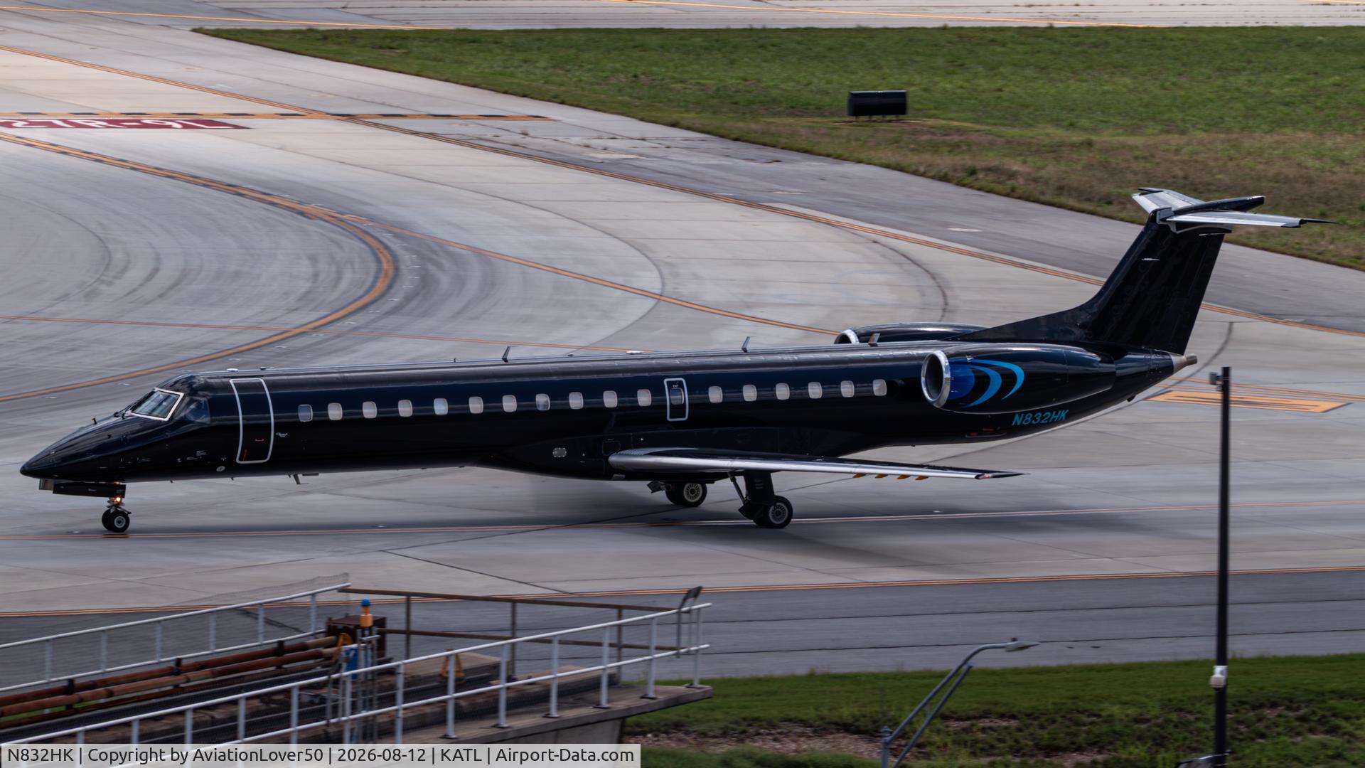 Aircraft N832HK, 2003 Embraer ERJ-145LR (EMB-145LR), c/n 145771, Key Lime ERJ-145, at KATL, photo by AviationLover50
