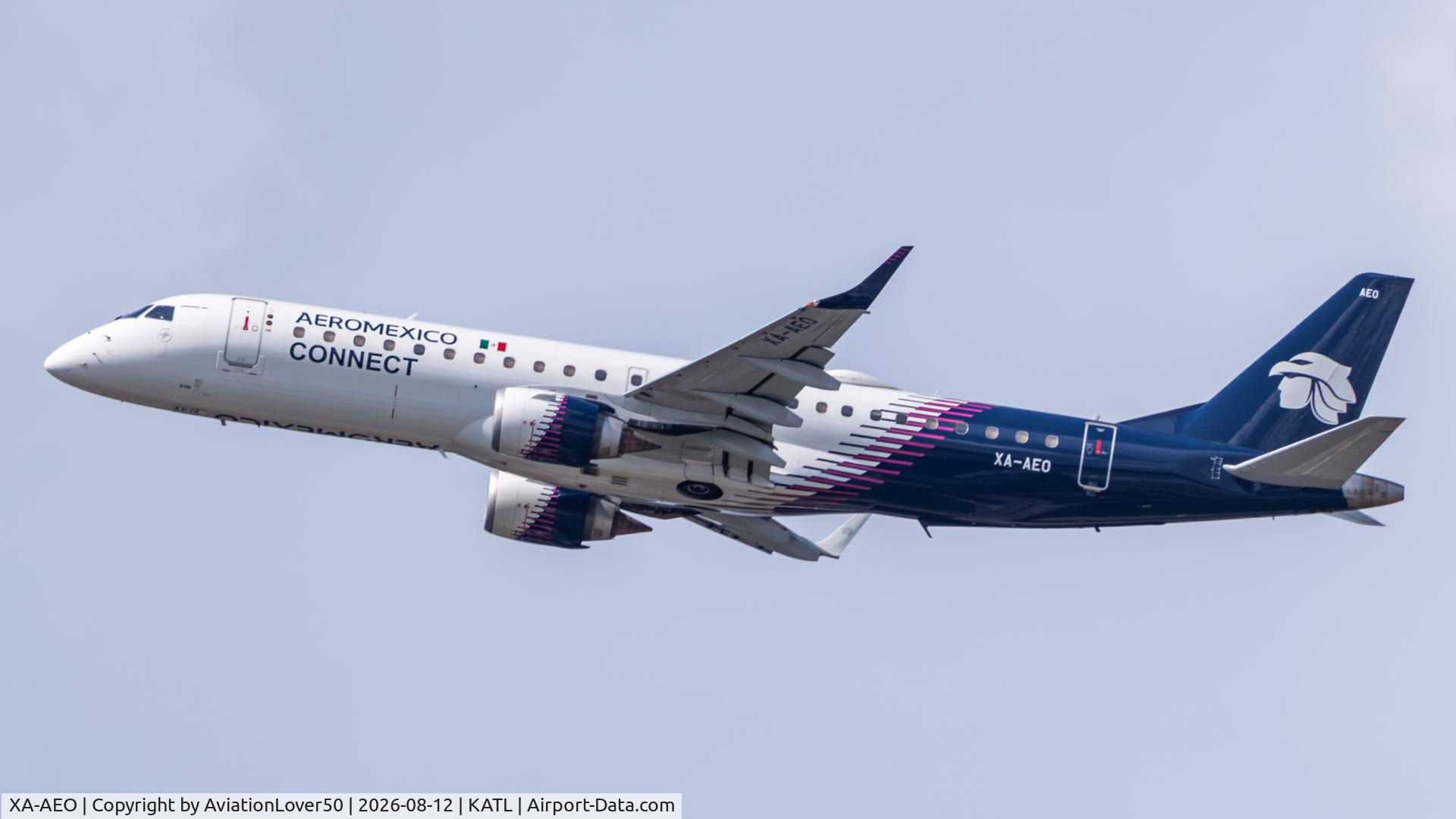 Aircraft XA-AEO, 2009 Embraer 190LR (ERJ-190-100LR), c/n 19000251, Aeromexico Connect E190, at KATL, photo by AviationLover50