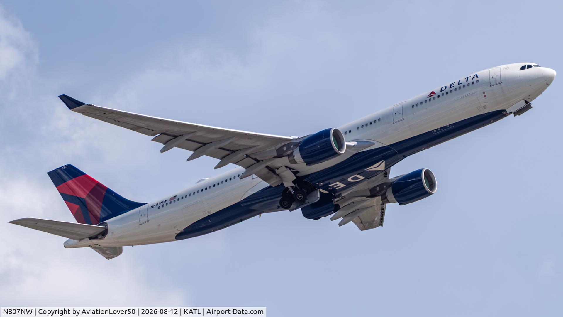 Aircraft N807NW, 2004 Airbus A330-323, c/n 0588, Delta A333, at KATL, photo by AviationLover50