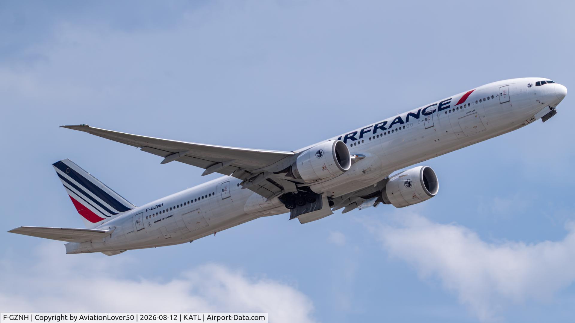 Aircraft F-GZNH, 2010 Boeing 777-328/ER, c/n 35544 l/n 905, Air France 773ER, at KATL, photo by AviationLover50