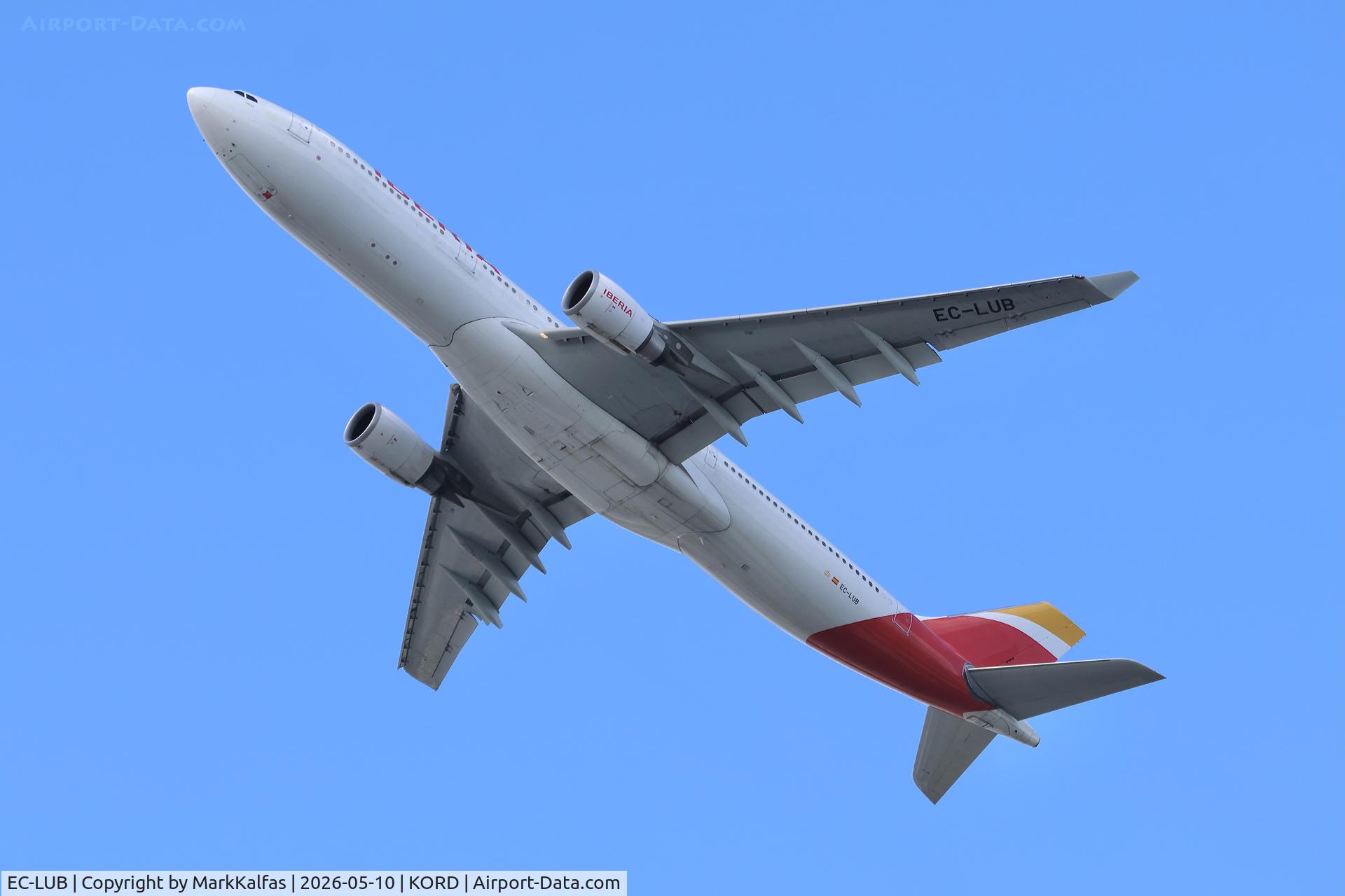 Aircraft EC-LUB, 2012 Airbus A330-302, c/n 1377, A332 Iberia Airbus A330-302 EC-LUB departing 28R KORD, at KORD, photo by MarkKalfas