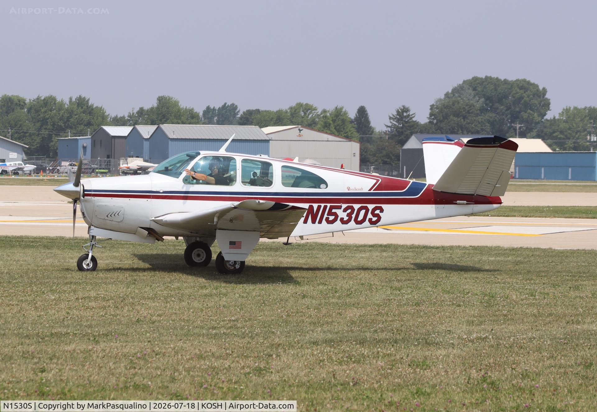 Aircraft N1530S, 1962 Beech P35 Bonanza, c/n D-6973, Beech P35, at KOSH, photo by MarkPasqualino