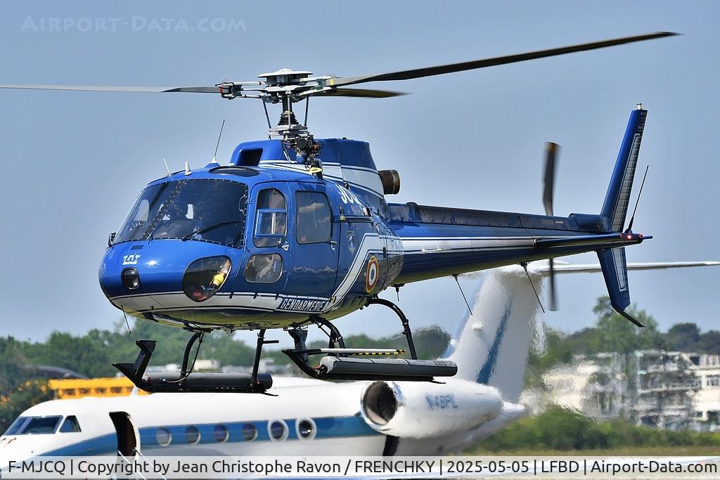 Aircraft F-MJCQ, Aerospatiale AS350B Ecureuil, c/n 2057, France Gendarmerie, at LFBD, photo by Jean Christophe Ravon / FRENCHKY