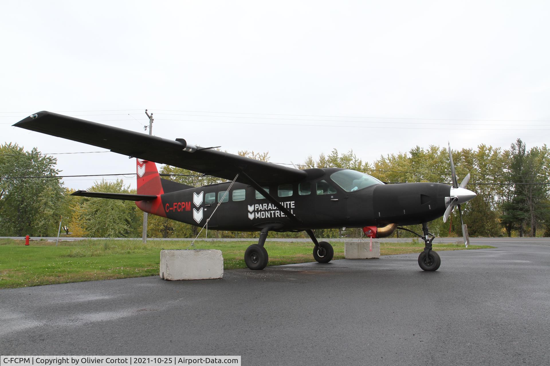 Aircraft C-FCPM, 1997 Cessna 208B Grand Caravan, c/n 208B0638, 2021, photo by Olivier Cortot