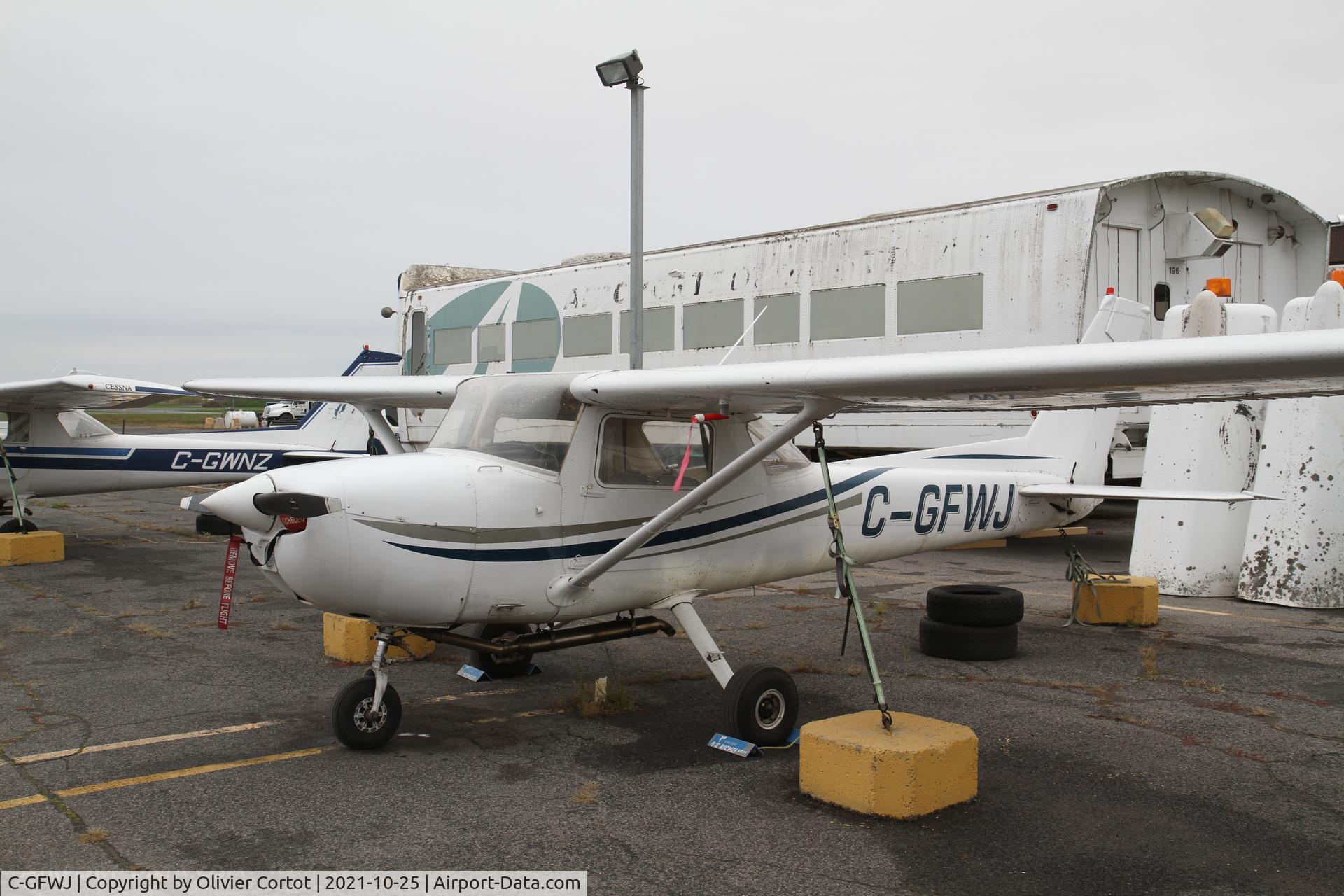 Aircraft C-GFWJ, 1976 Cessna 150M, c/n 15078467, 2021, photo by Olivier Cortot