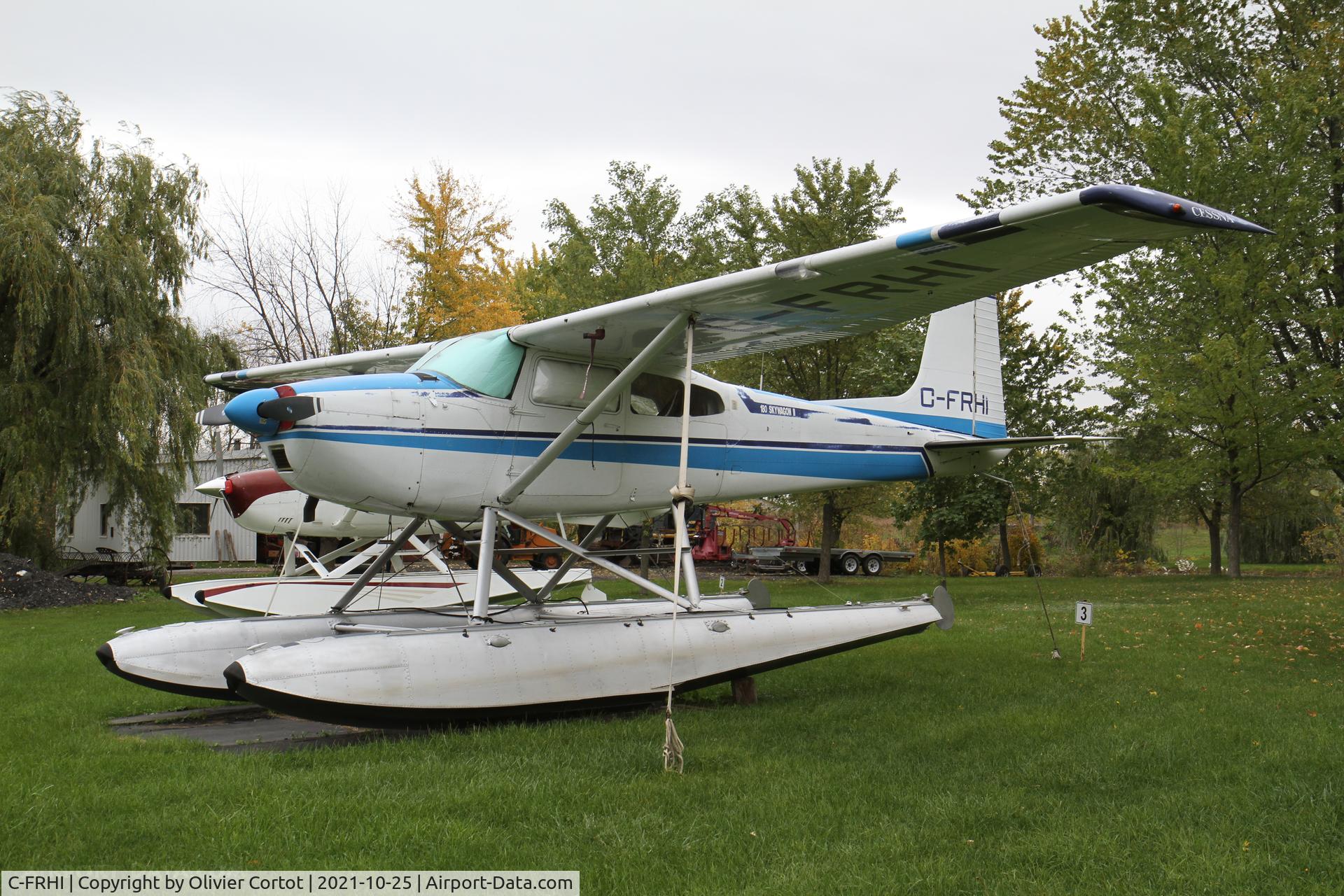 Aircraft C-FRHI, 1964 Cessna 180G, c/n 18051406, 2021, photo by Olivier Cortot