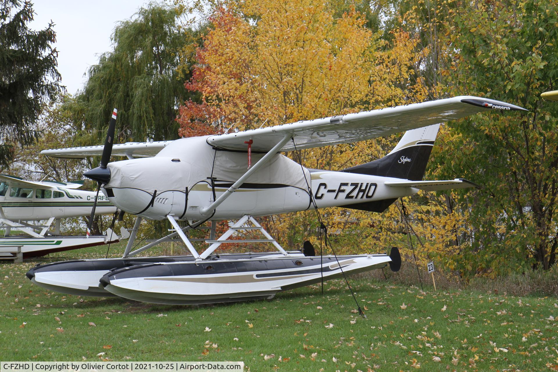 Aircraft C-FZHD, 1986 Wittman W-8 Tailwind, c/n 305, 2021, photo by Olivier Cortot