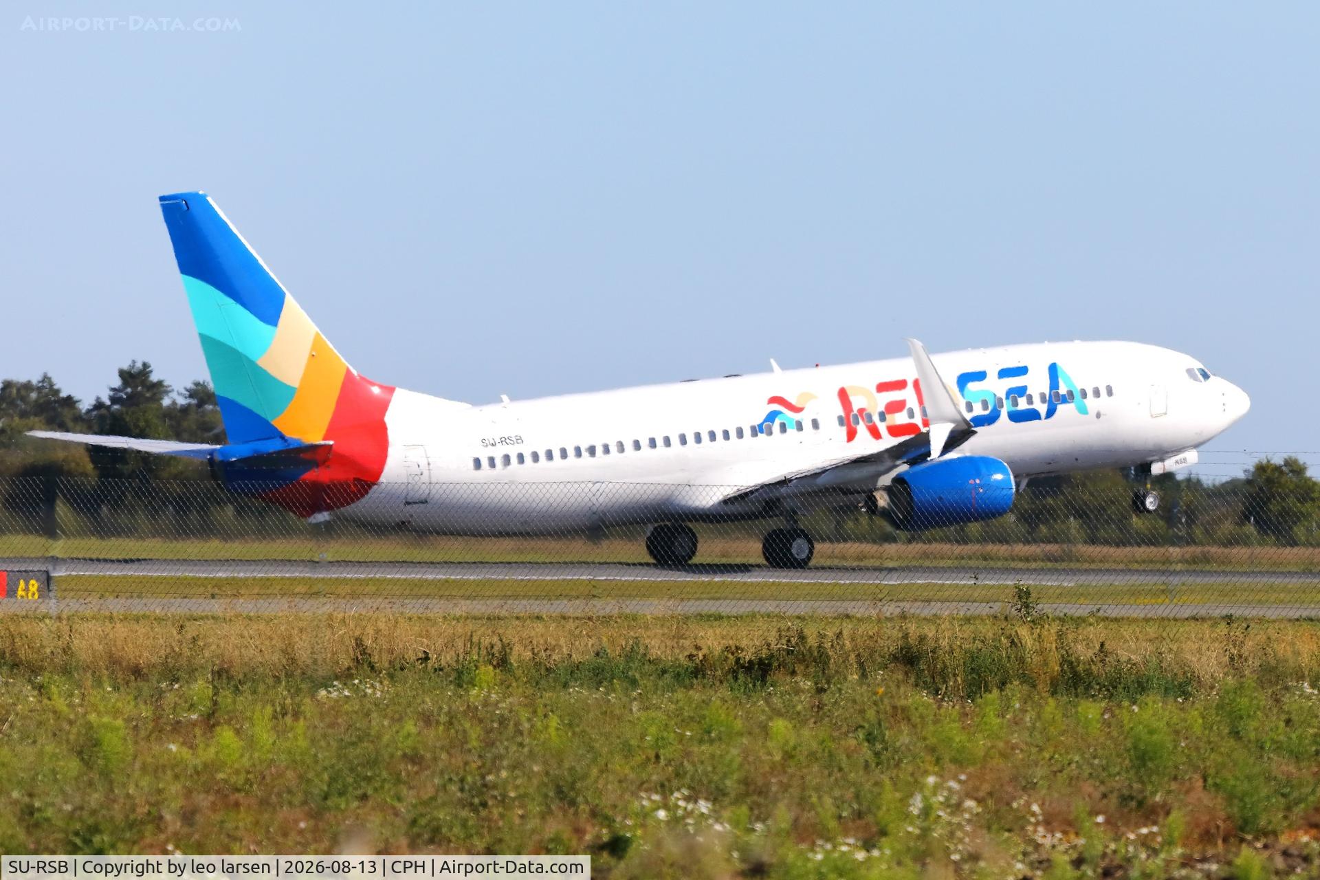 Aircraft SU-RSB, 2006 Boeing 737-8Q8, c/n 29369 l/n 1939, Copenhagen 13.8.2026, at CPH, photo by leo larsen