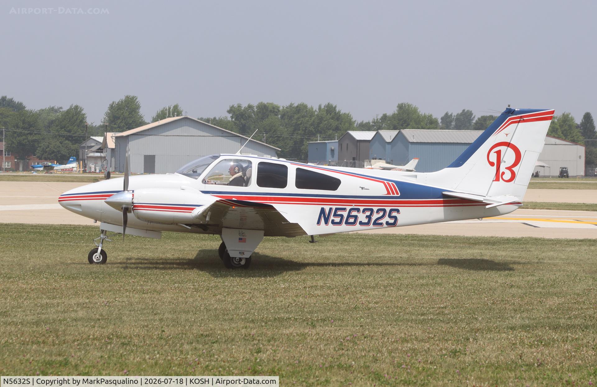 Aircraft N5632S, 1966 Beech C55 Baron (95-C55), c/n TE-161, Beech C55, at KOSH, photo by MarkPasqualino