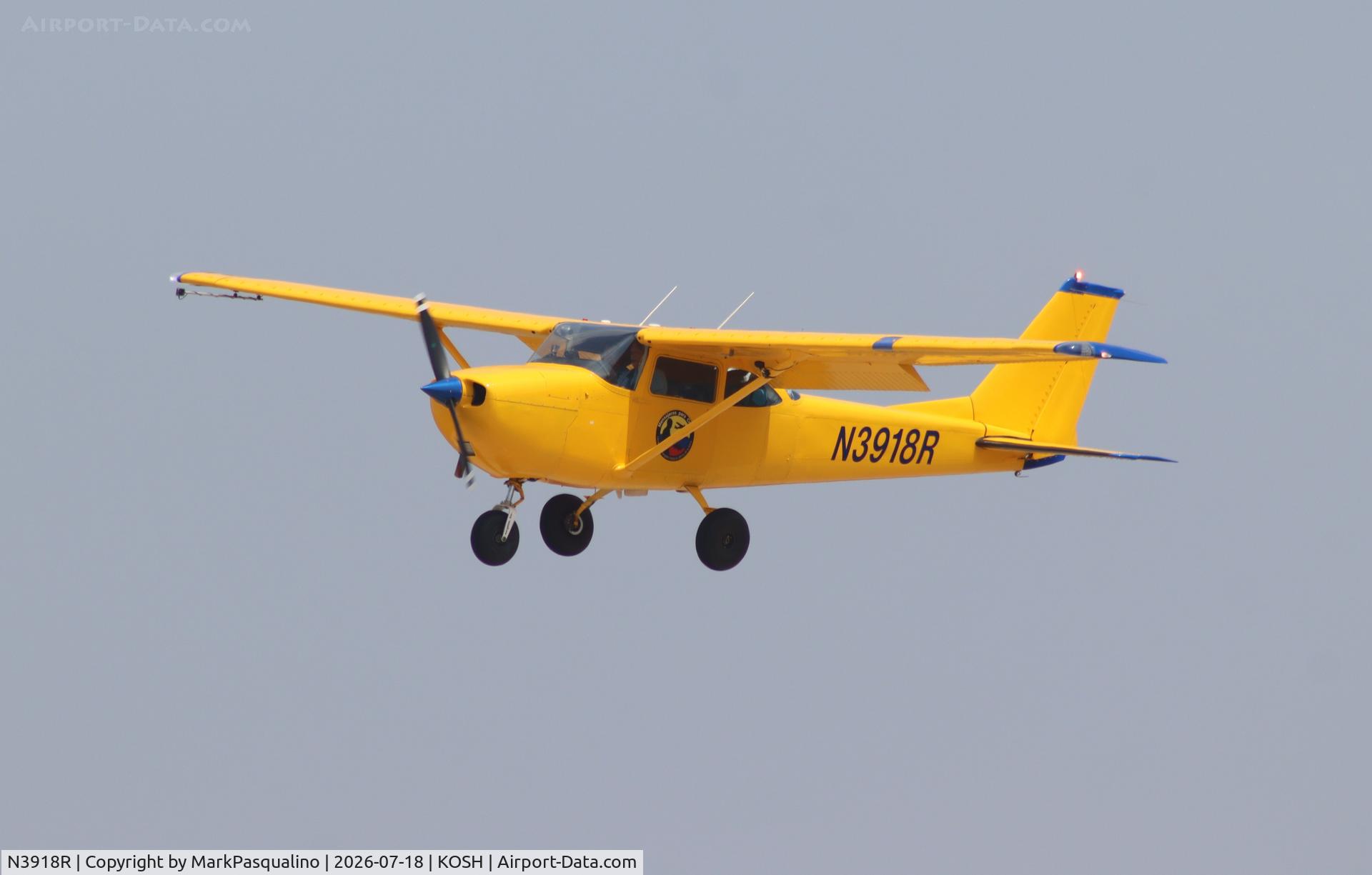 Aircraft N3918R, 1966 Cessna 172H, c/n 17255418, Cessna 172H, at KOSH, photo by MarkPasqualino