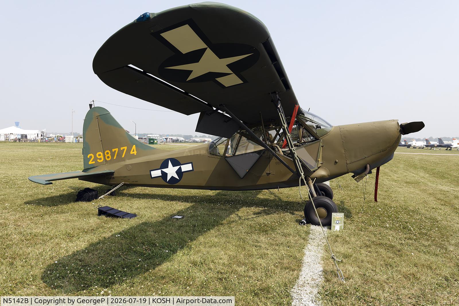 Aircraft N5142B, Stinson L-5G Sentinel, c/n Not found 42-98774/N5142B, Airventure 2026., at KOSH, photo by GeorgeP