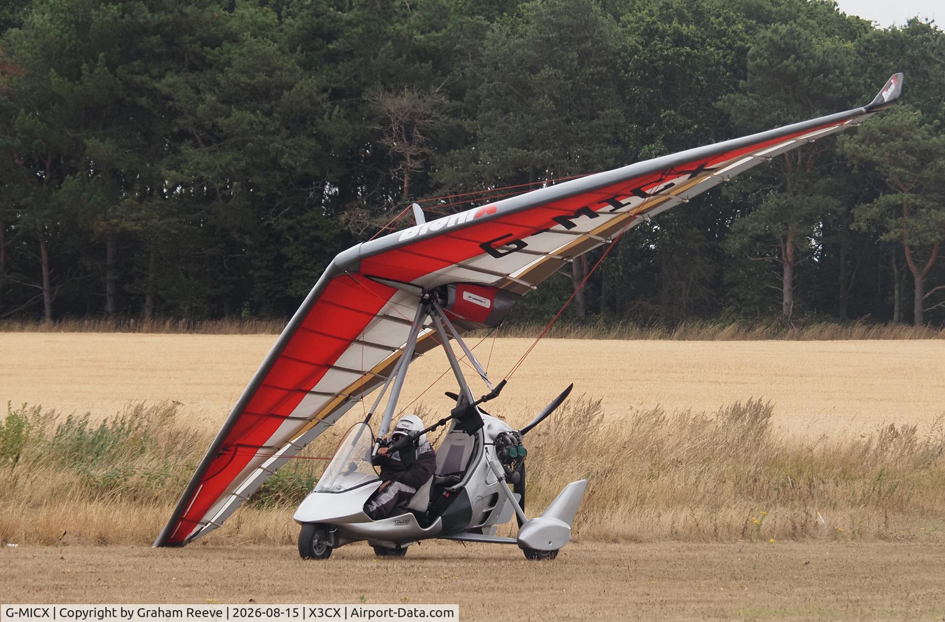 Aircraft G-MICX, 2015 Air Creation Tanarg / BioniX 13 912S-1, c/n BMAA/HB/671, Just landed at Northrepps., at X3CX, photo by Graham Reeve