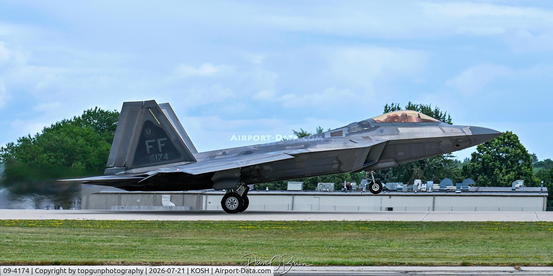 Aircraft 09-4174, Lockheed Martin F-22A Raptor, c/n 4174, 27th FS, at KOSH, photo by topgunphotography