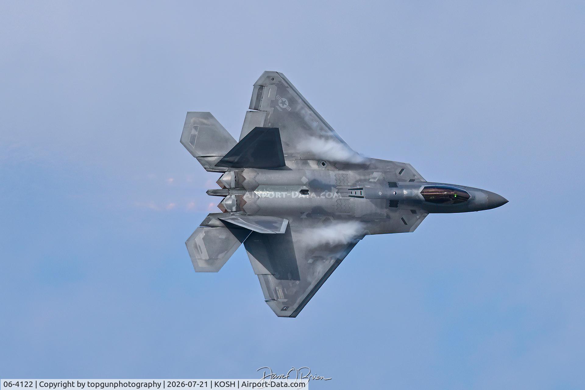 Aircraft 06-4122, 2006 Lockheed Martin F-22A Raptor, c/n 4122, RAPTOR Demo flown by Captain Nick "Laz" Le Tourneau, at KOSH, photo by topgunphotography