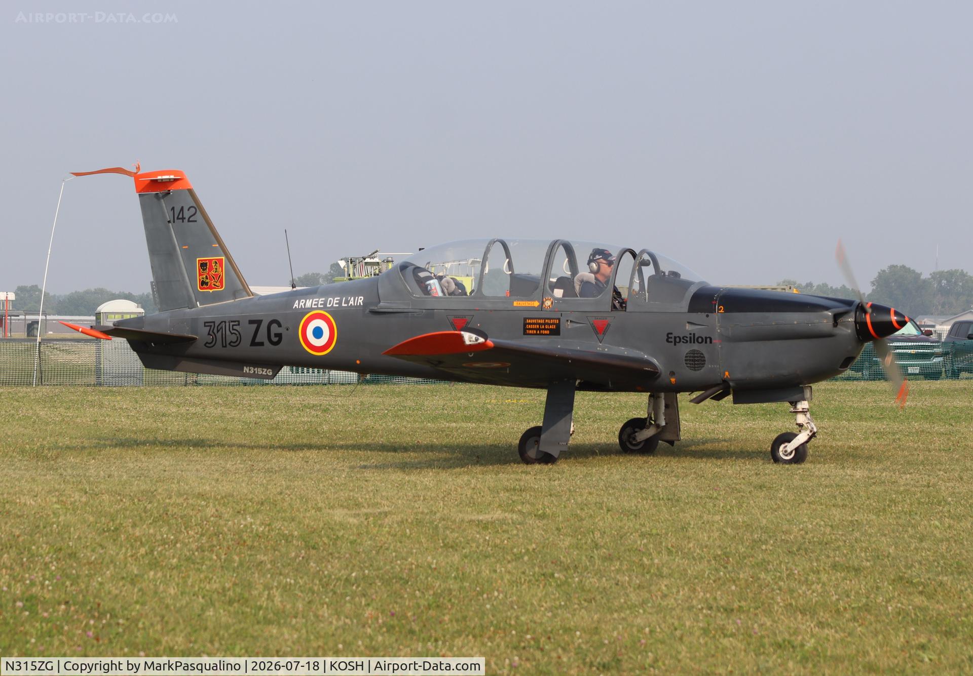 Aircraft N315ZG, 1988 Socata TB-30, c/n 142, Socata TB-30 Epsilon, at KOSH, photo by MarkPasqualino