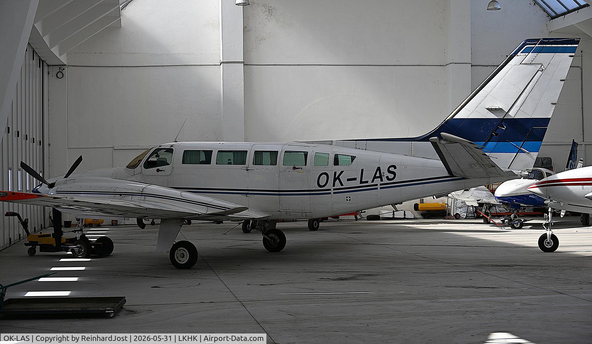 Aircraft OK-LAS, Cessna 404 Titan Titan, c/n 404-0414, At the DSA-hangar at Hradec Kralove, Czech Republic, at LKHK, photo by ReinhardJost