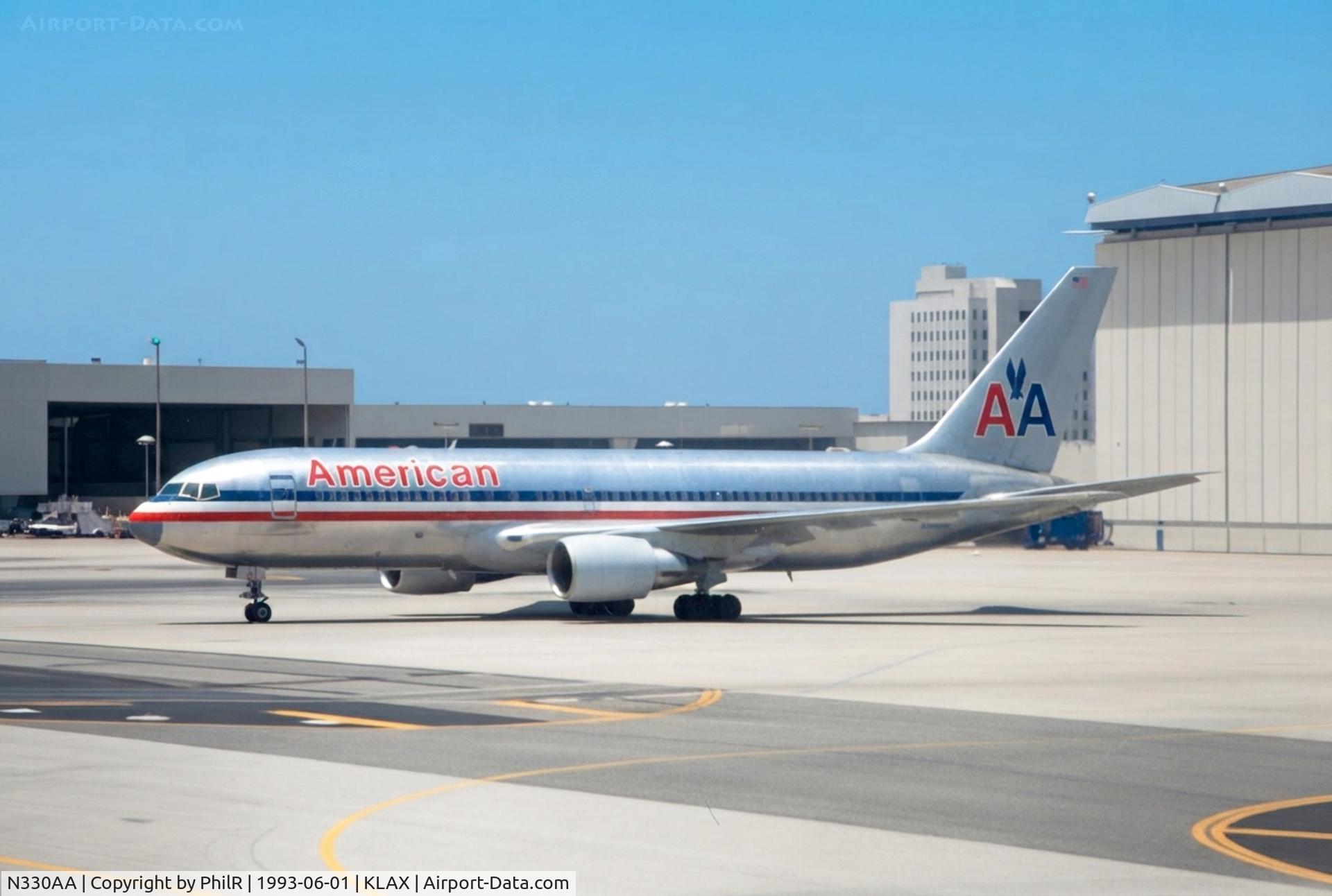 Aircraft N330AA, 1987 Boeing 767-223, c/n 22330, N330AA B767-300 American Airlines LAX, at KLAX, photo by PhilR