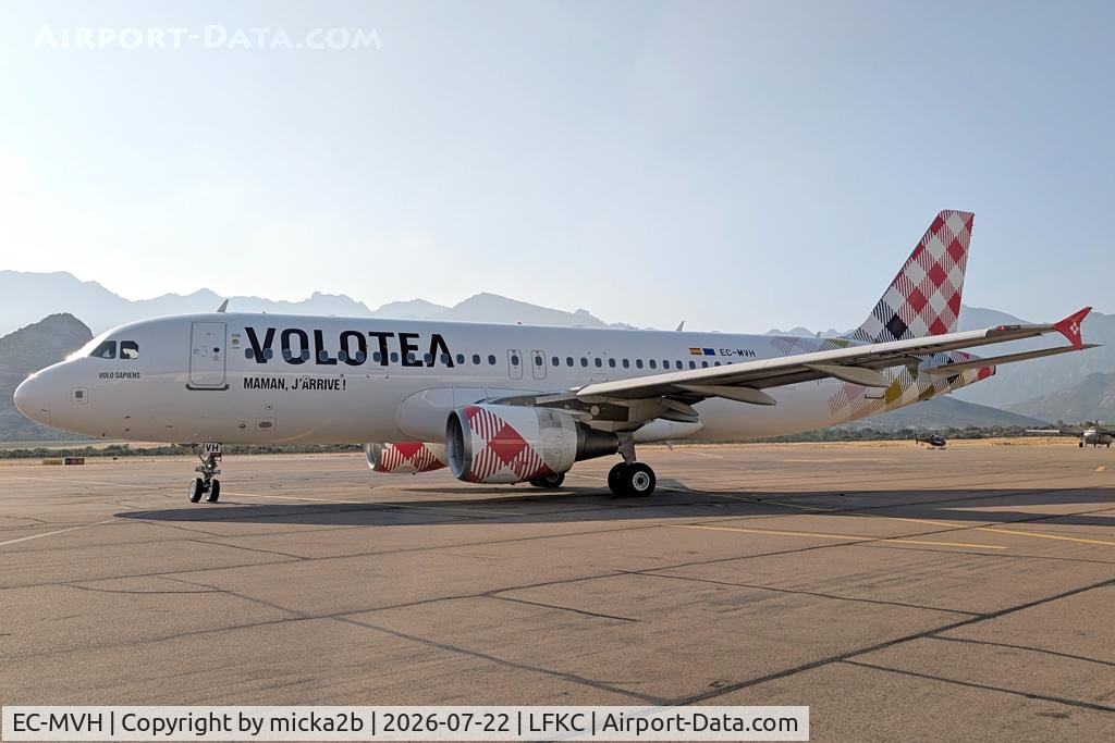 Aircraft EC-MVH, 2003 Airbus A320-214, c/n 2142, Taxiing, at LFKC, photo by micka2b
