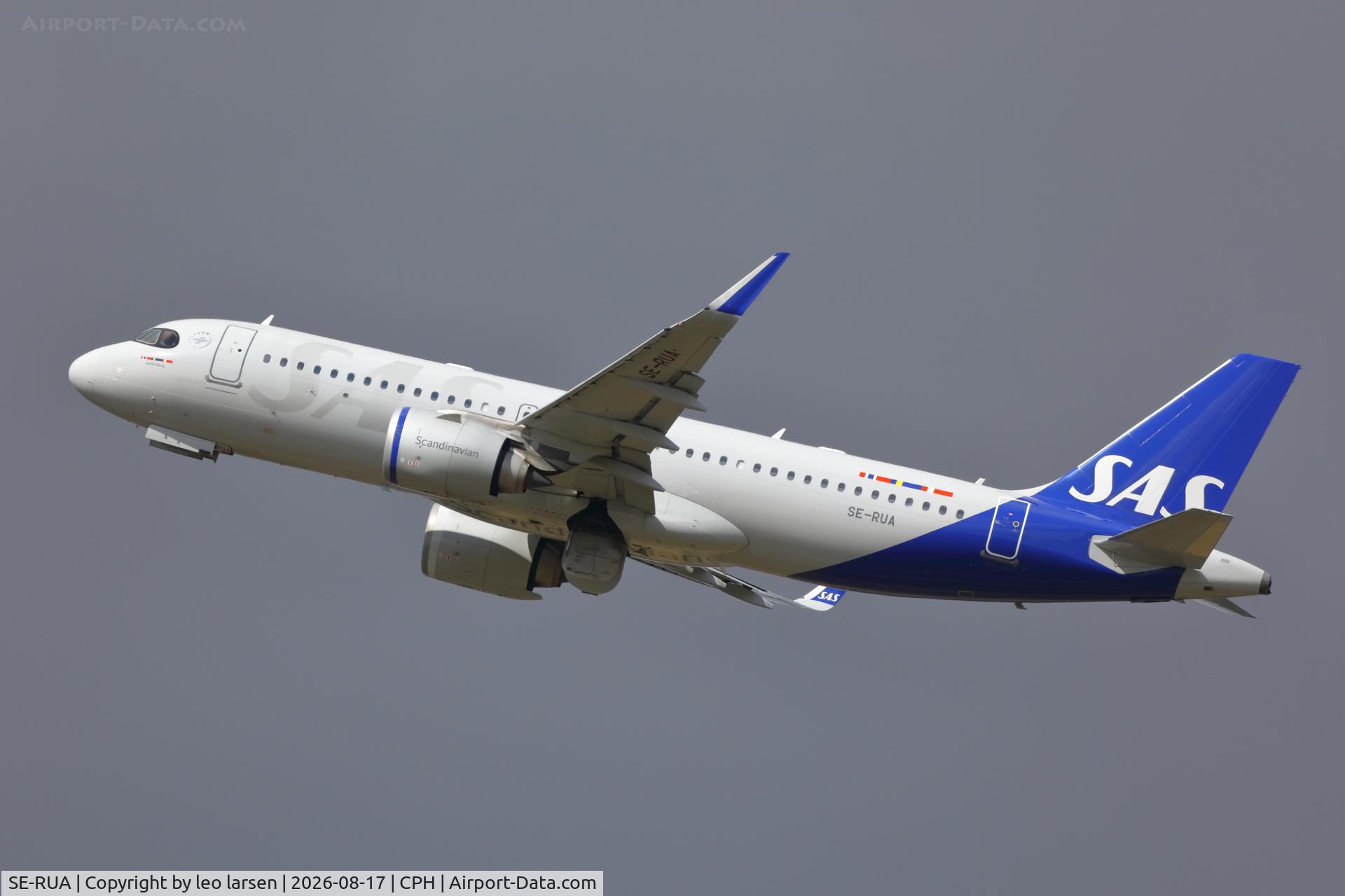 Aircraft SE-RUA, 2020 Airbus A320-251N, c/n 9520, Copenhagen 17.8.2026, at CPH, photo by leo larsen