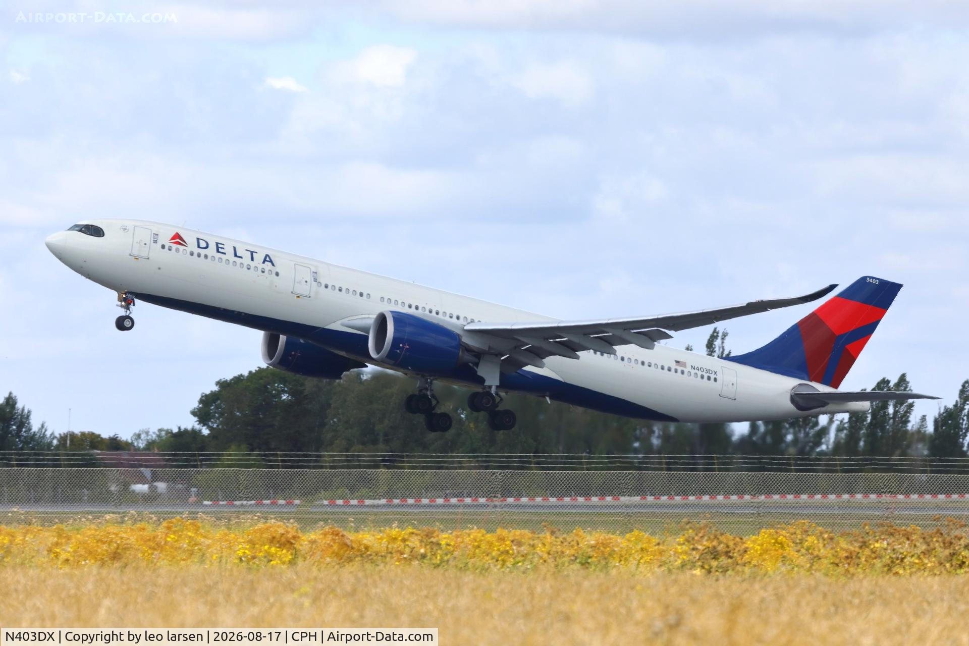 Aircraft N403DX, 2019 Airbus A330-941, c/n 1931, Copenhagen 17.8.2026, at CPH, photo by leo larsen