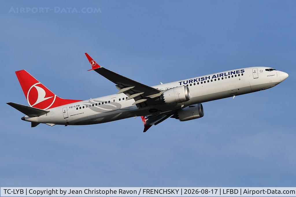 Aircraft TC-LYB, 2019 Boeing 737-9 MAX, c/n 60063, Bordeaux (BOD) Istanbul (IST) TK1392, at LFBD, photo by Jean Christophe Ravon / FRENCHSKY