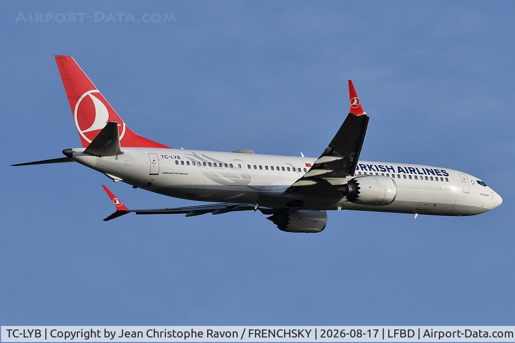 Aircraft TC-LYB, 2019 Boeing 737-9 MAX, c/n 60063, Bordeaux (BOD) Istanbul (IST) TK1392, at LFBD, photo by Jean Christophe Ravon / FRENCHSKY