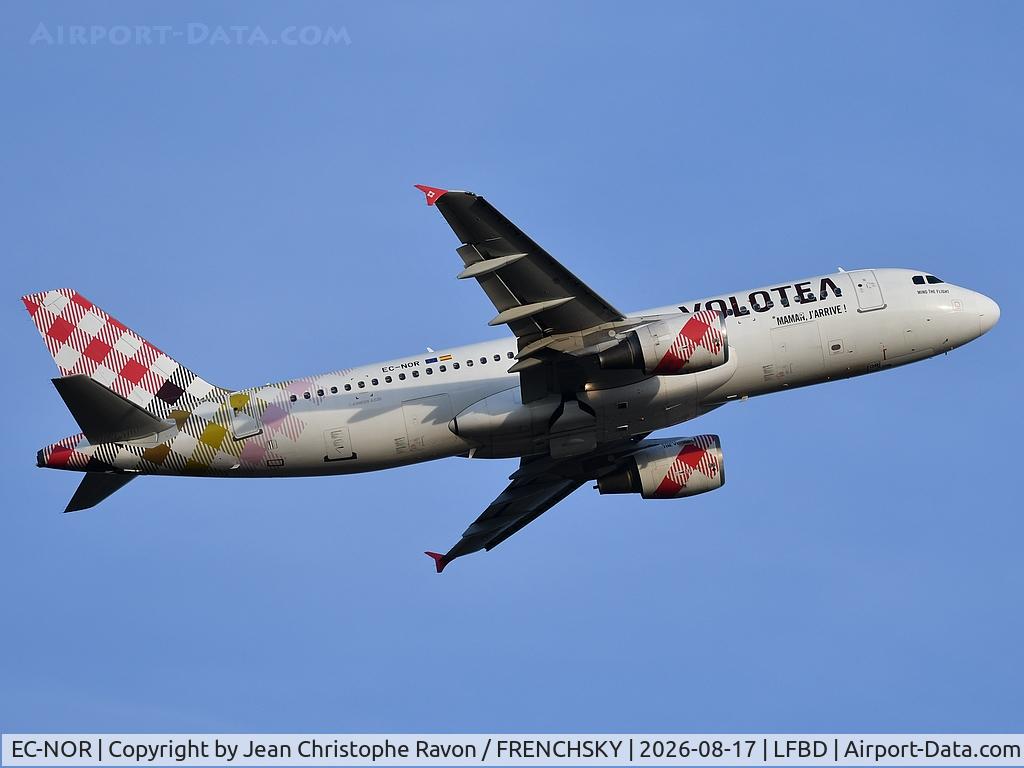 Aircraft EC-NOR, 2009 Airbus A320-216, c/n 3963, Bordeaux (BOD) Algiers (ALG) V72438, at LFBD, photo by Jean Christophe Ravon / FRENCHSKY