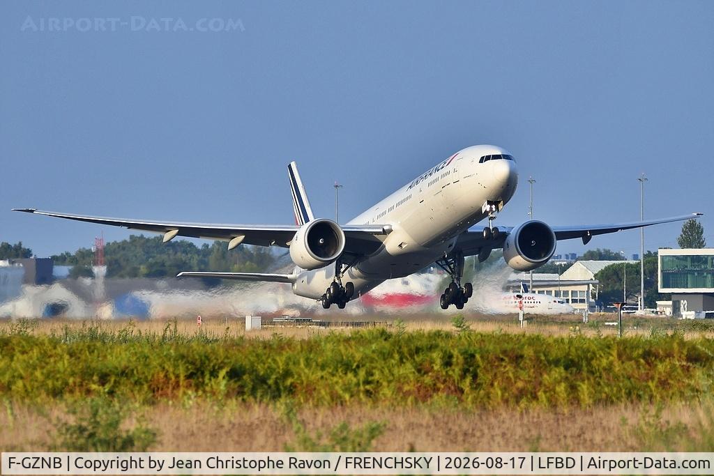 Aircraft F-GZNB, 2008 Boeing 777-328/ER, c/n 32964 l/n 715, Bordeaux (BOD) Paris (CDG) (AFR373V), at LFBD, photo by Jean Christophe Ravon / FRENCHSKY