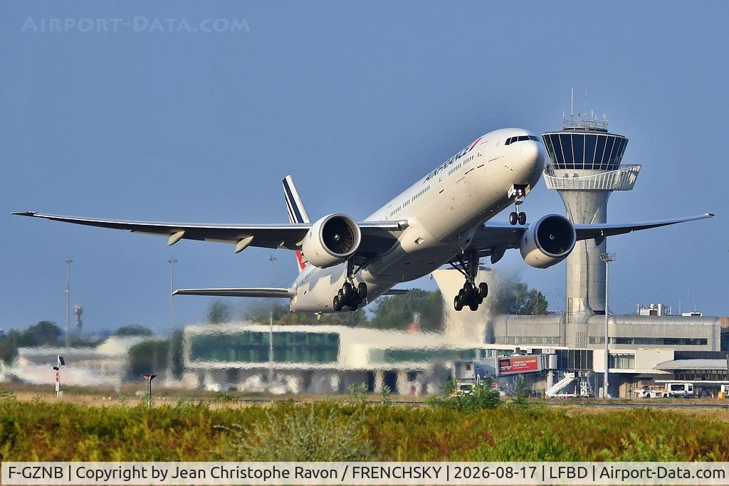 Aircraft F-GZNB, 2008 Boeing 777-328/ER, c/n 32964 l/n 715, Bordeaux (BOD) Paris (CDG) (AFR373V), at LFBD, photo by Jean Christophe Ravon / FRENCHSKY