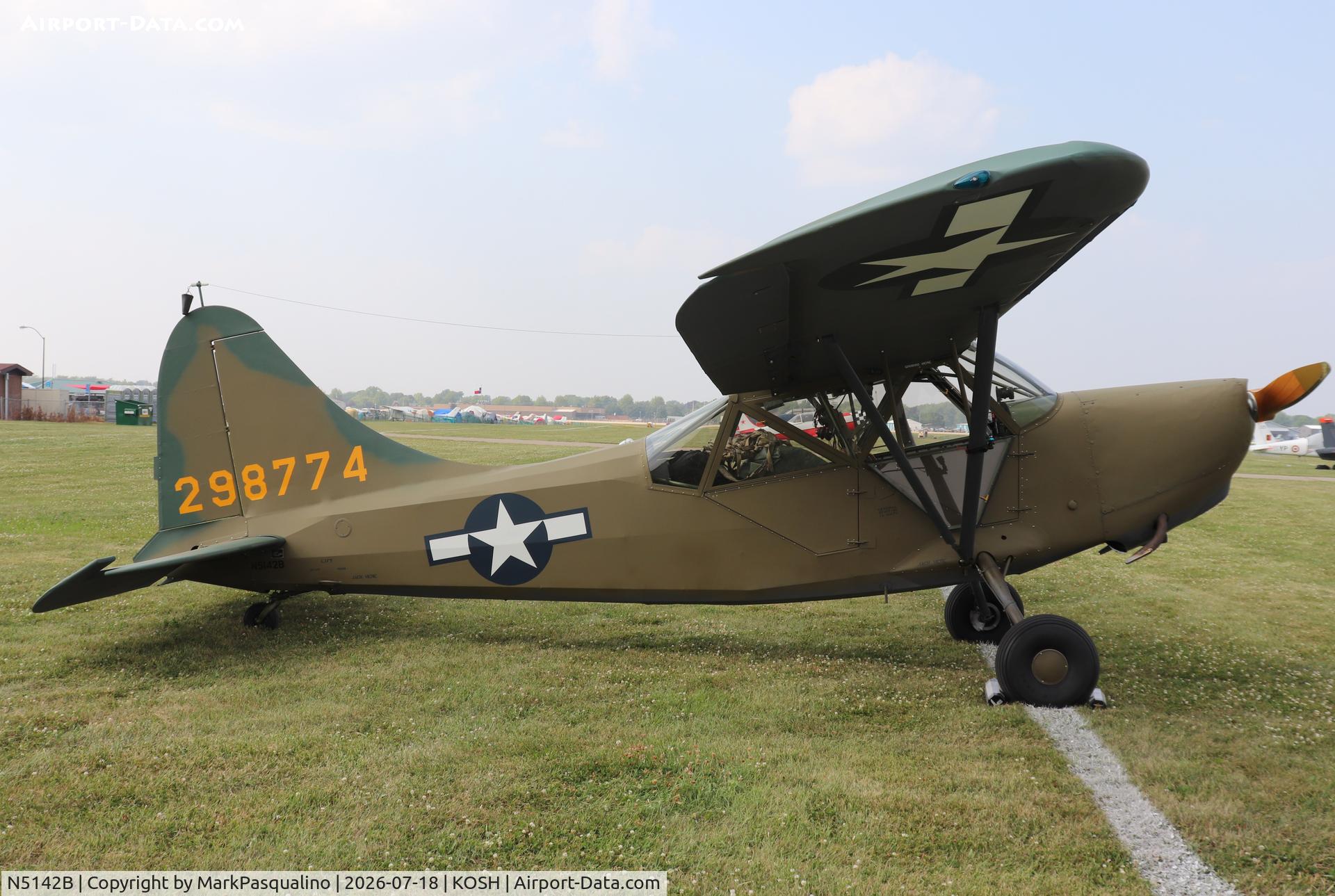 Aircraft N5142B, Stinson L-5G Sentinel, c/n Not found 42-98774/N5142B, Stinson L-5G, at KOSH, photo by MarkPasqualino